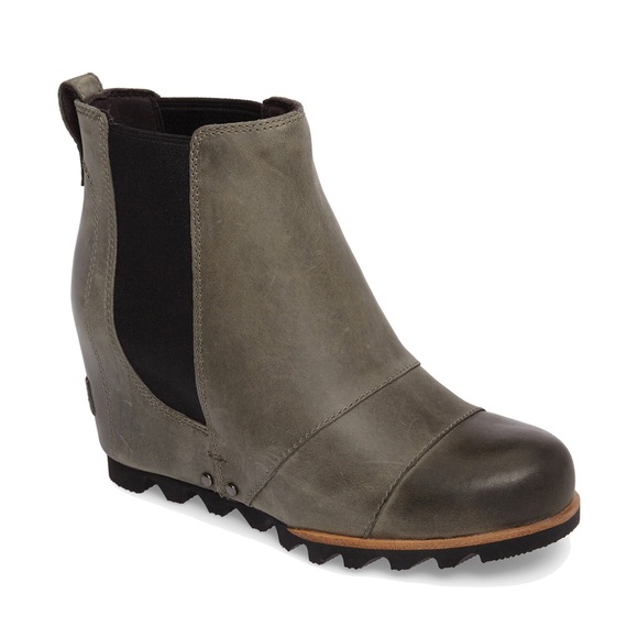 Sorel Shoes - Sorel Lea Joan of Arctic Leather Bootie NL2334-089 Sz 7.5 Hidden Wedge Taupe GUC